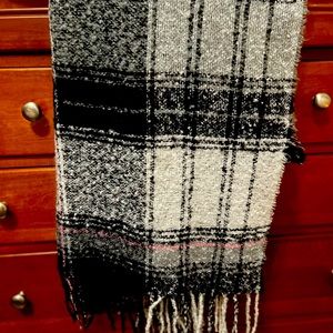 Womens scarf